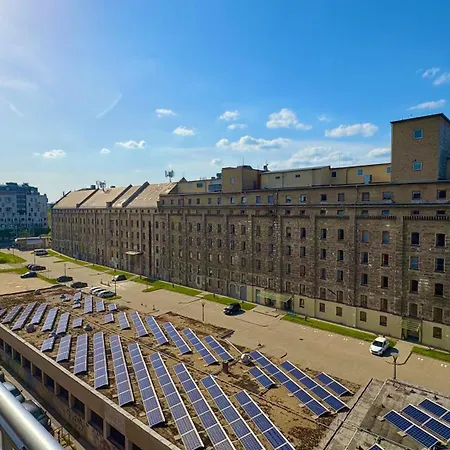 Dandar Family Free Parking